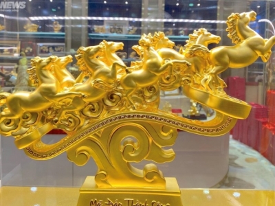 Giá vàng hôm 02/2: Đảo chiều tăng mạnh