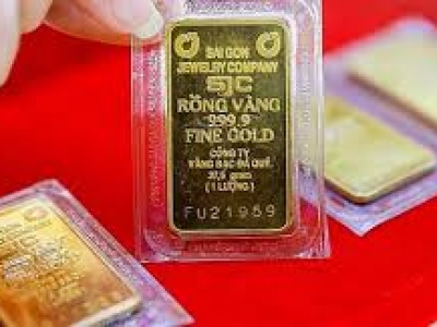 Giá vàng trong nước cao kỷ lục, chuyên gia khuyến cáo không 'lướt sóng'