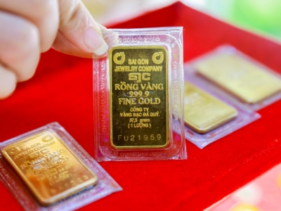 Giá vàng hôm 05/5: Vàng hồi phục từ đáy hai tháng